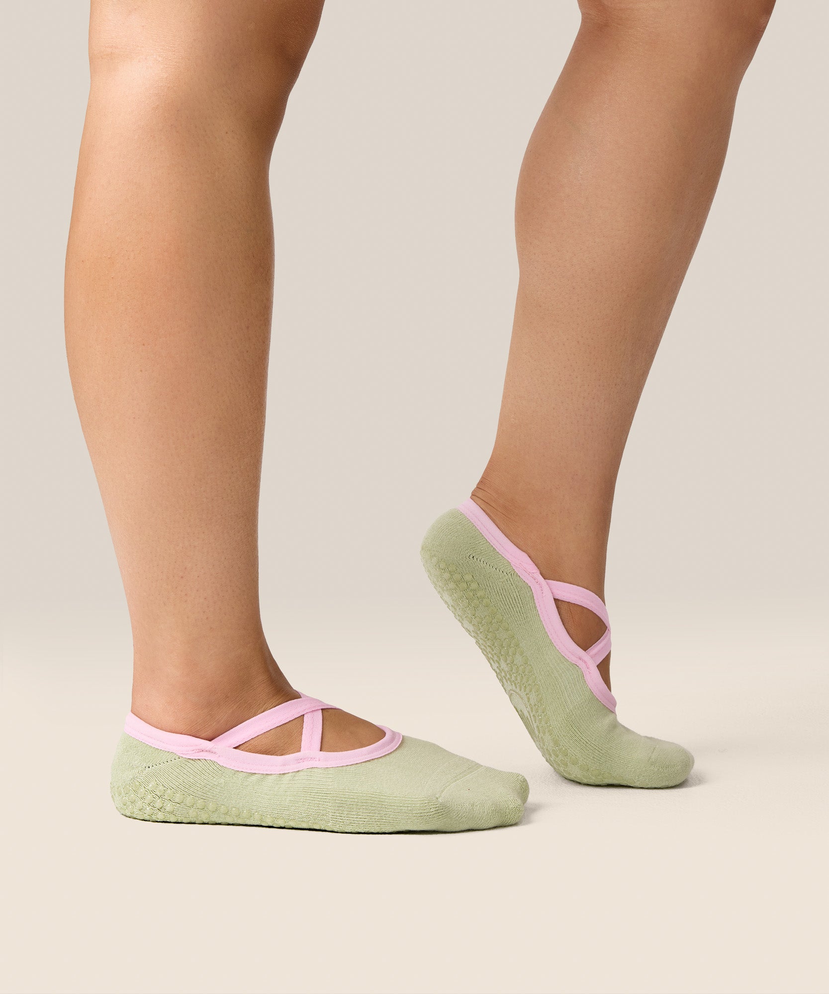 Ballet Grip Socks - Sage Petal