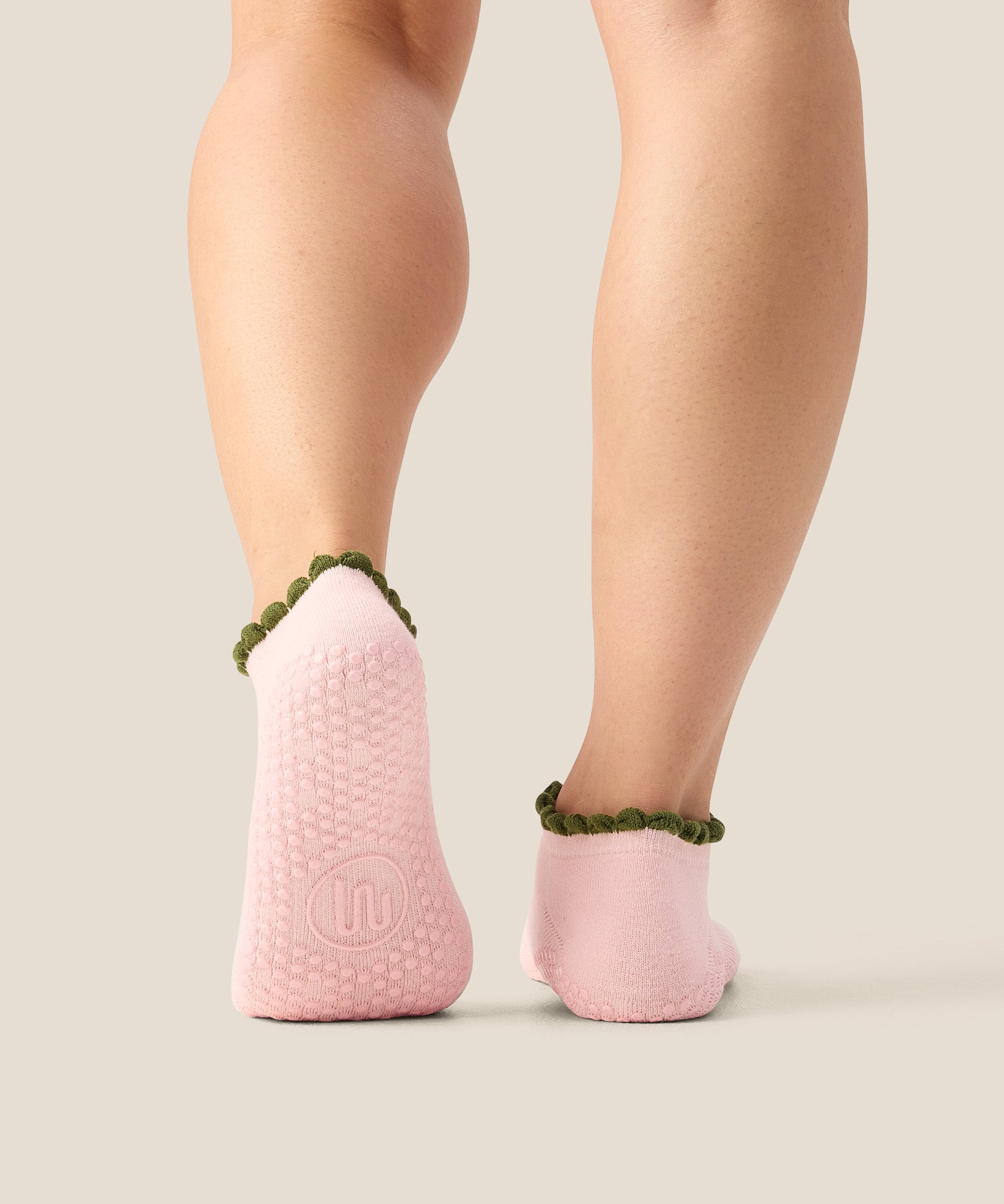 Low Rise Grip Socks - Ruffle Blush