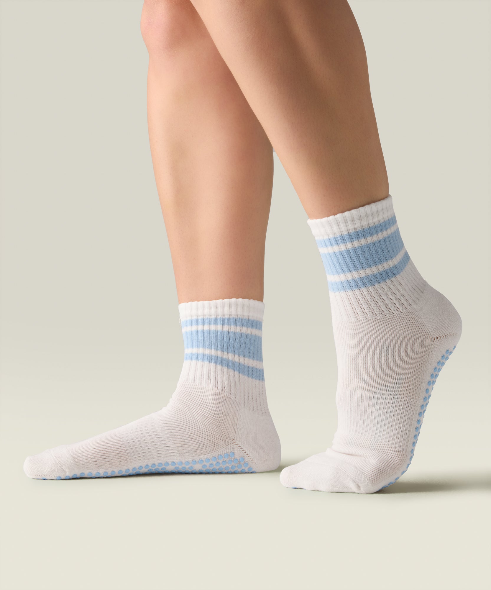 Crew Non Slip Grip Socks - Ivory Blue Stripe