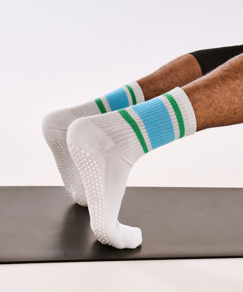 Men's crew non slip grip socks featuring a stylish Nordic stripe design