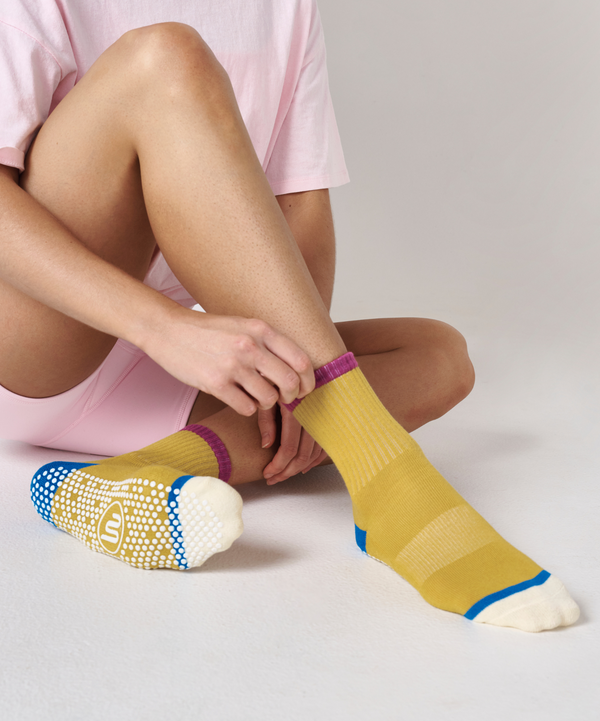 Move Active MoveActive | Grip Socks & Accessories for Pilates, Yoga & Barre ...