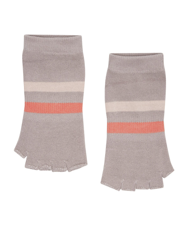 Toeless non slip grip socks in Evie Smokey Mauve color for yoga and Pilates