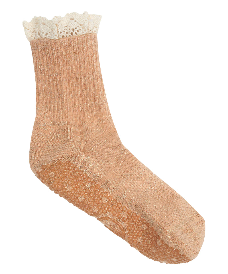  Comfortable and Durable Non-Skid Socks for Dancing 
