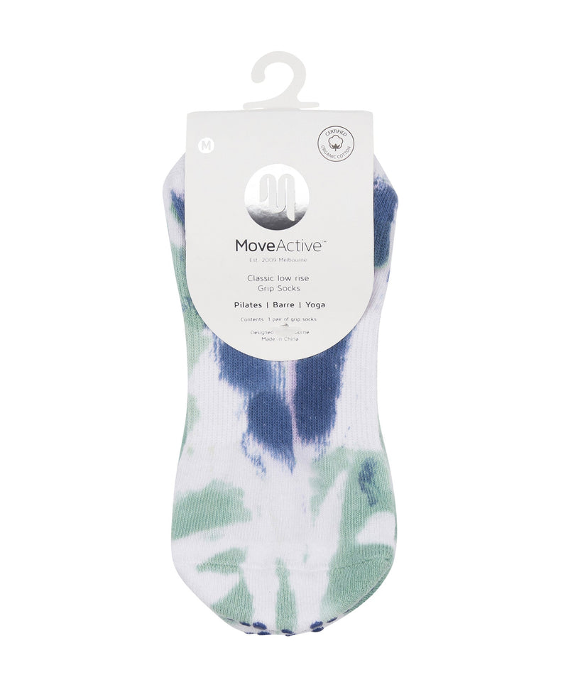 Colorful tie-dye low rise grip socks with a classic design