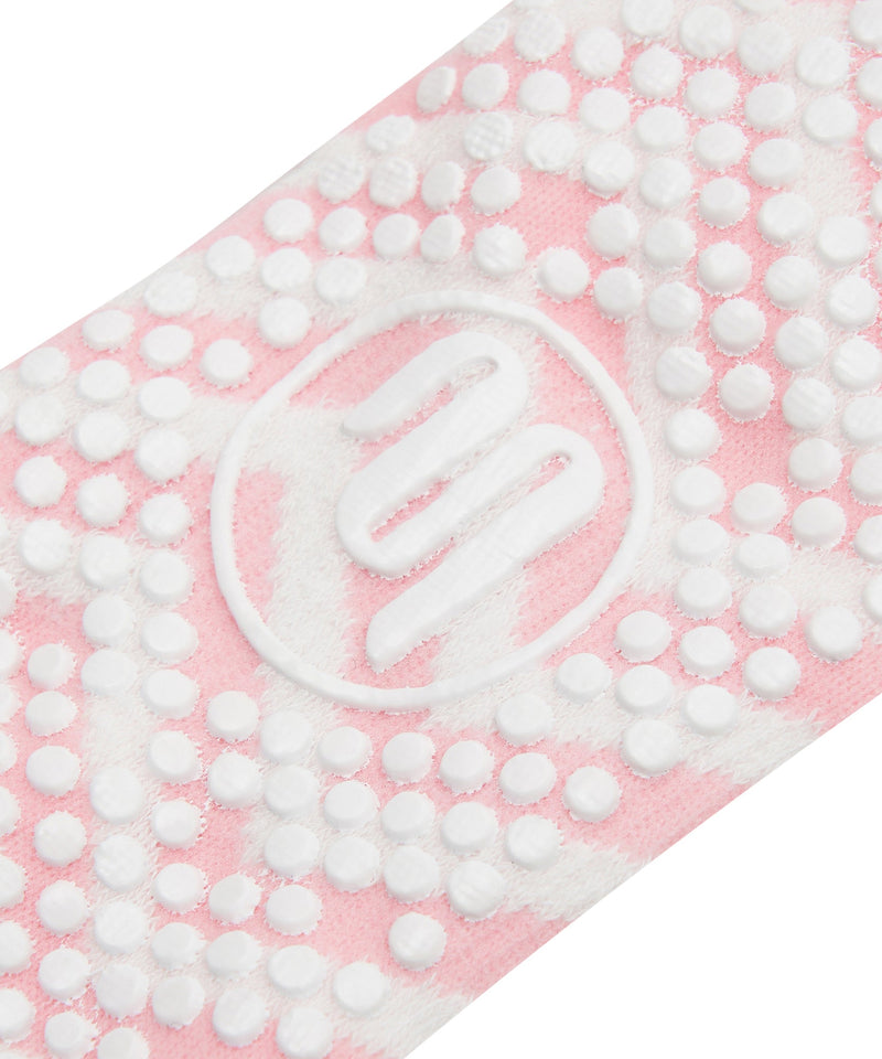  Classic Low Rise Grip Socks in Pink Chevron, a must-have for barre and dance workouts