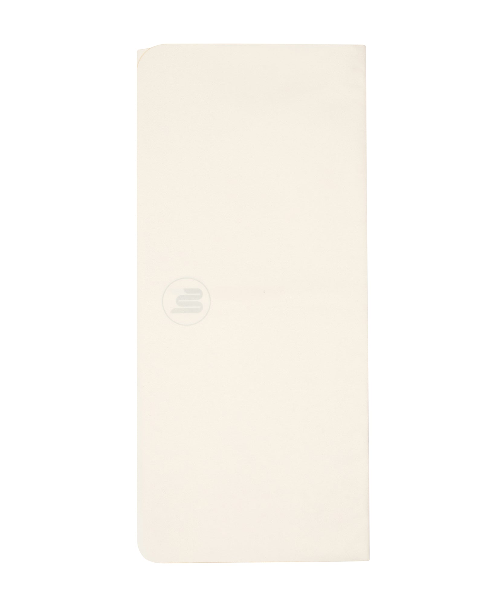 Workout towel in ivory color, made of soft, absorbent material