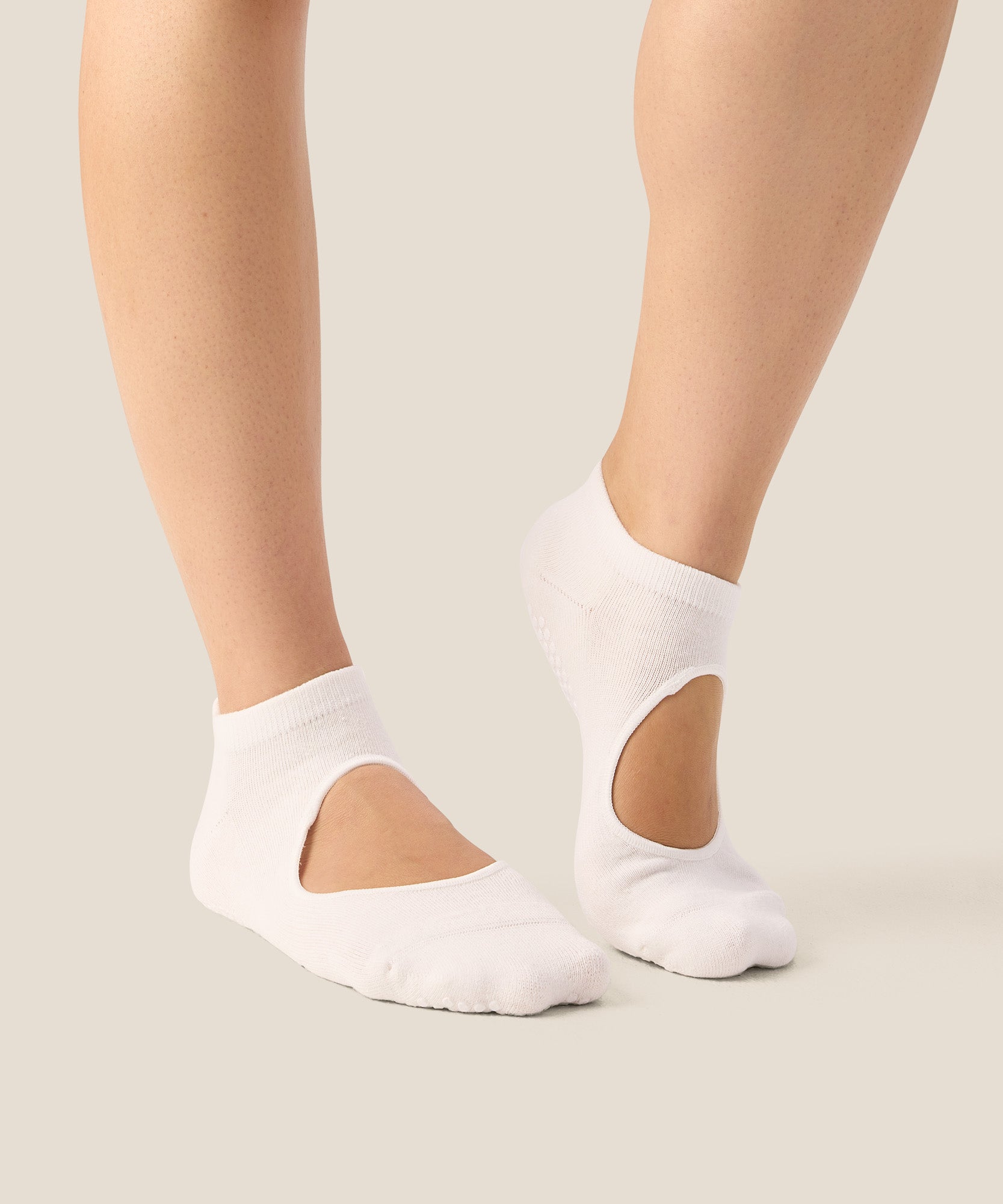 Slide On Grip Socks - Ivory